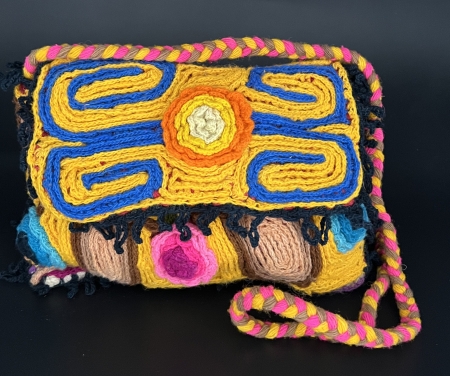 Bunte Ethno-Umhängetasche Ayacucho Bunte Ethno-Umhängetasche Ayacucho – Textilien